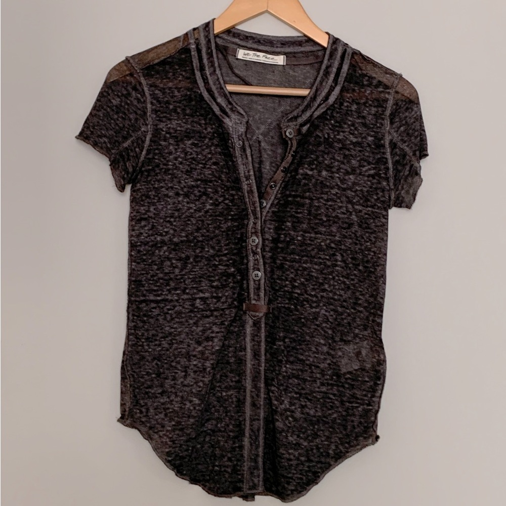 We The Free Henley t-shirt in heather charcoal size S